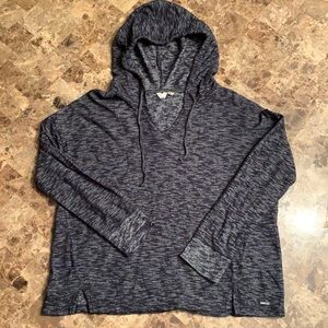 Roxy pullover hoodie, size M, EUC
